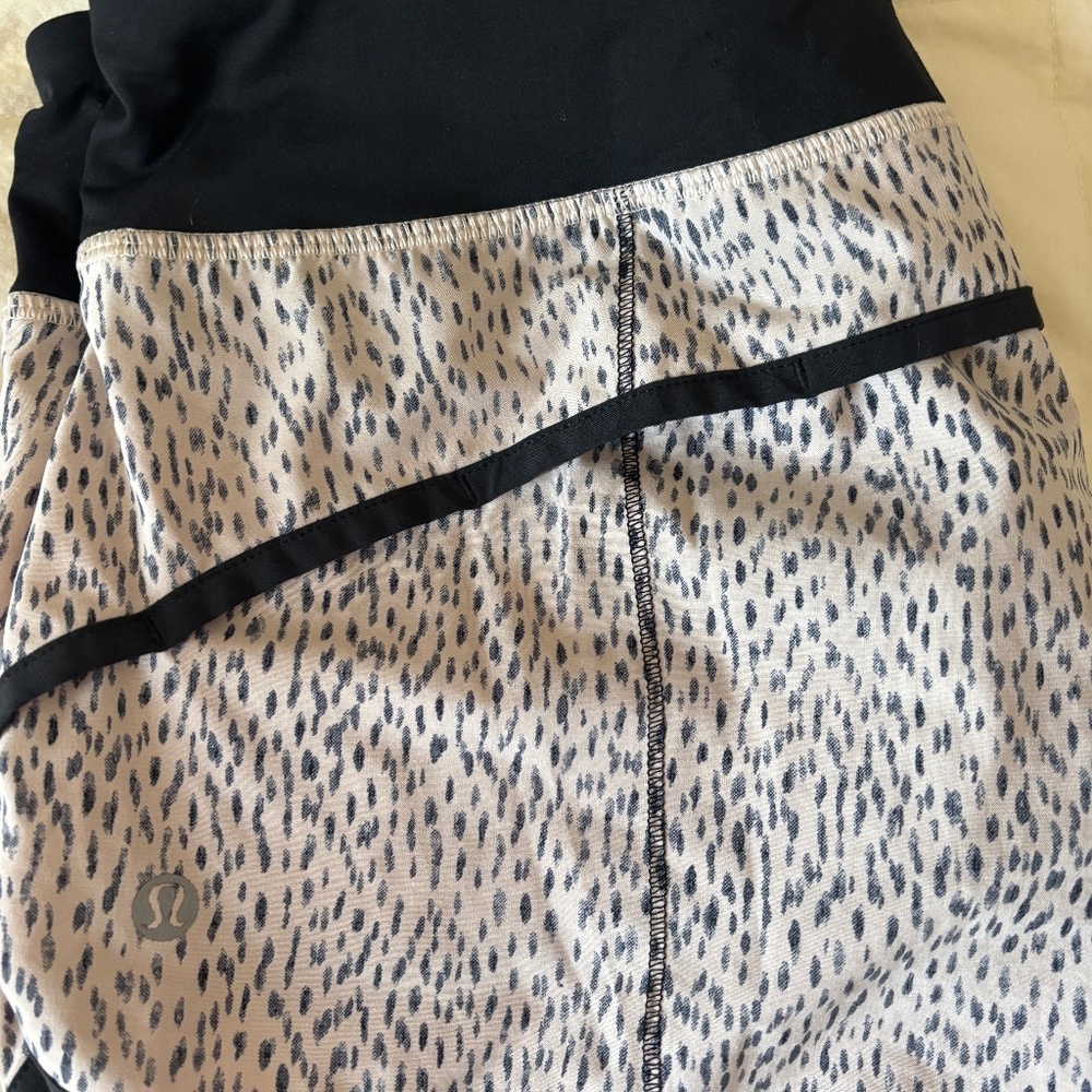 Lululemon speed up shorts size 6